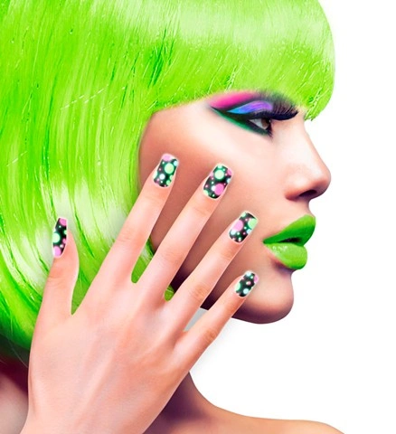 Ongles néon à pois auto-adhésifs 2