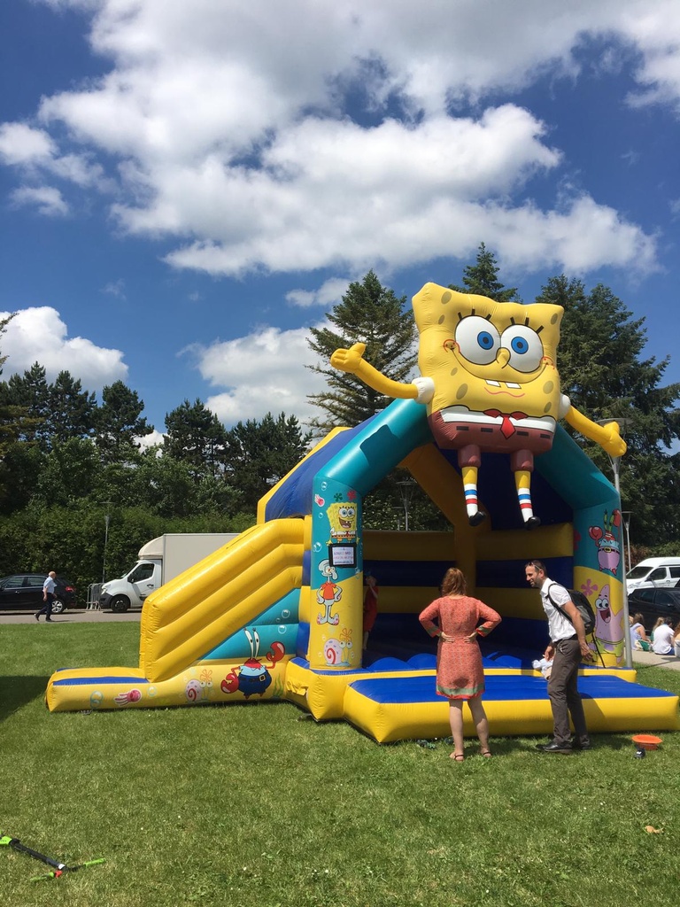 Château gonflable Bob l'éponge 