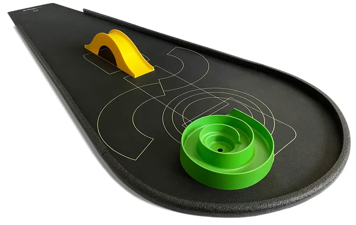 Mini golf set location