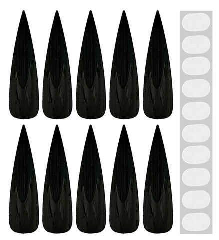 Faux ongles noirs de sorcière 2