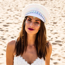 Casquette à sequins réversibles blanc/irisé