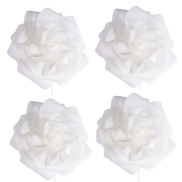 4-roses-blanches-d-8-cm-sur-tige-artificielles.webp