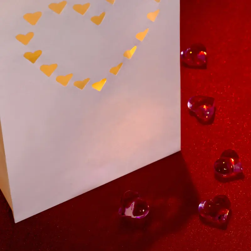 10 Photophores en papier motif cœur