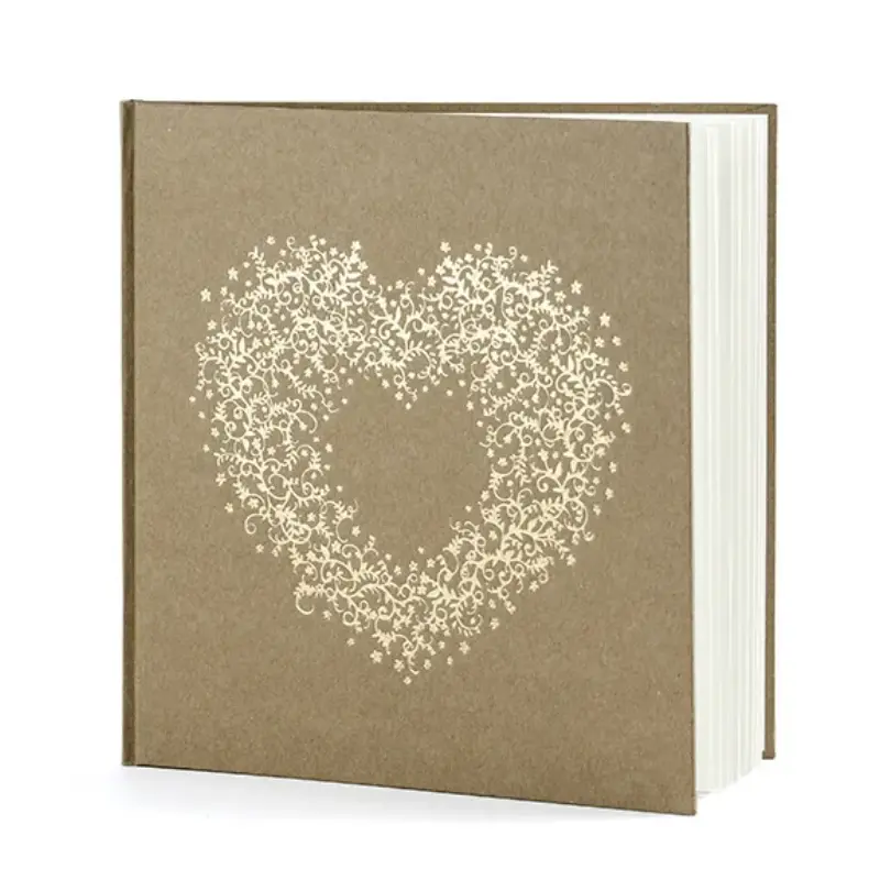 Livre d'or kraft et or avec coeur gravé