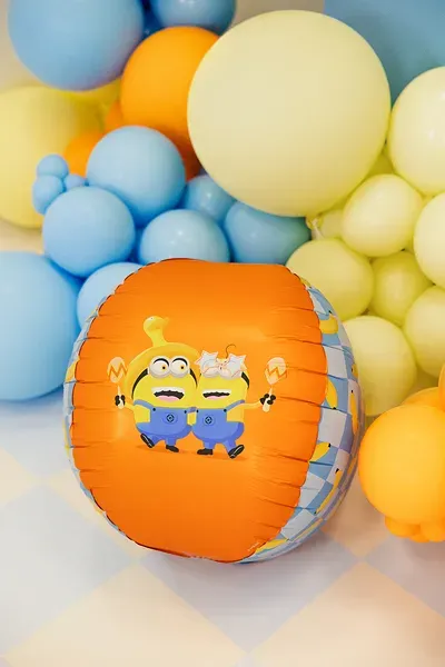 Ballon en aluminium Minions, 75 cm, assortiment