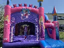 Structure gonflable Raiponce Elsa Cendrillon.webp