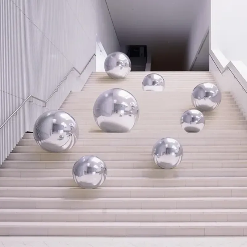 Balle miroir gonflable argent