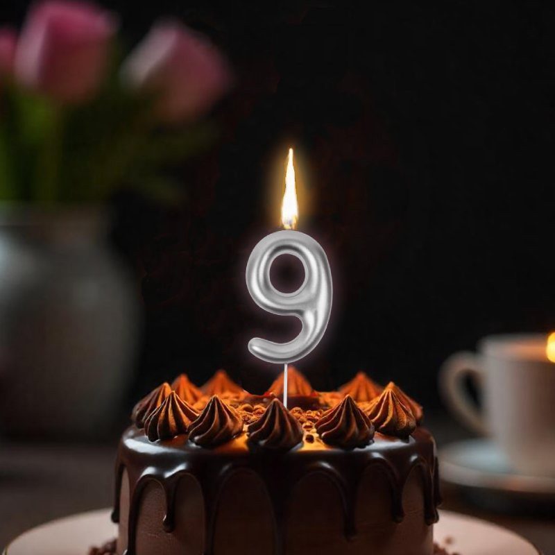 Bougie anniversaire chiffre 7 argent métallisé - vue 2