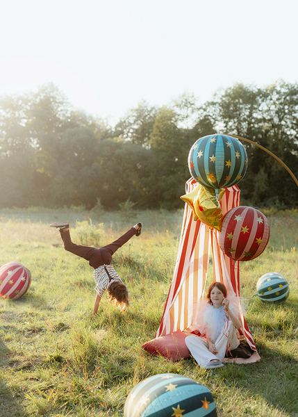 Ballon sphère étoiles dorées vert 2