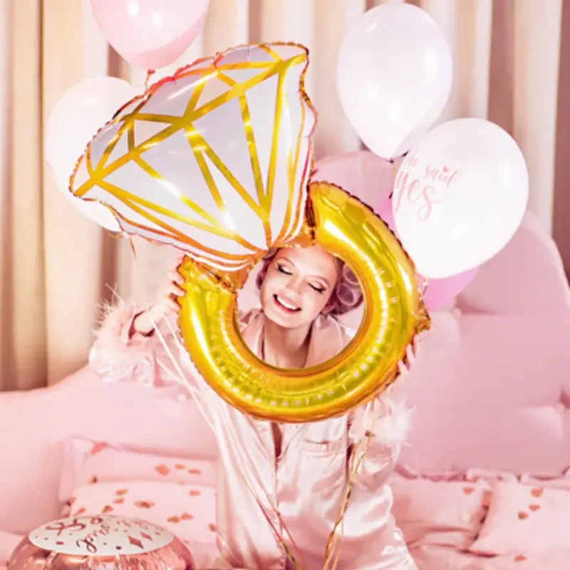 Ballon bague dorée 95 cm