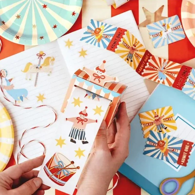 [PARNR5] Circus Sticker Box