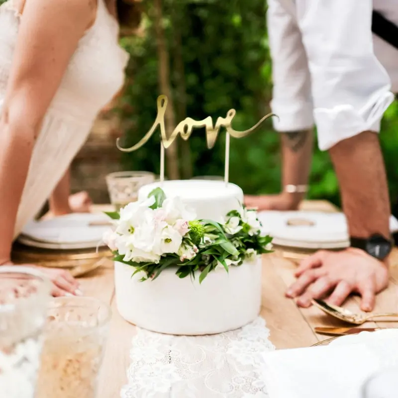 Cake topper "Love" or