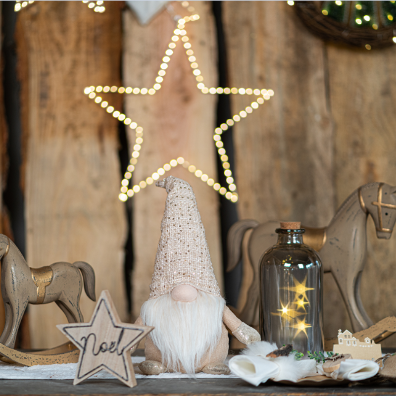 [CHA12371] Standing Gnome with Gold Sequin Hat