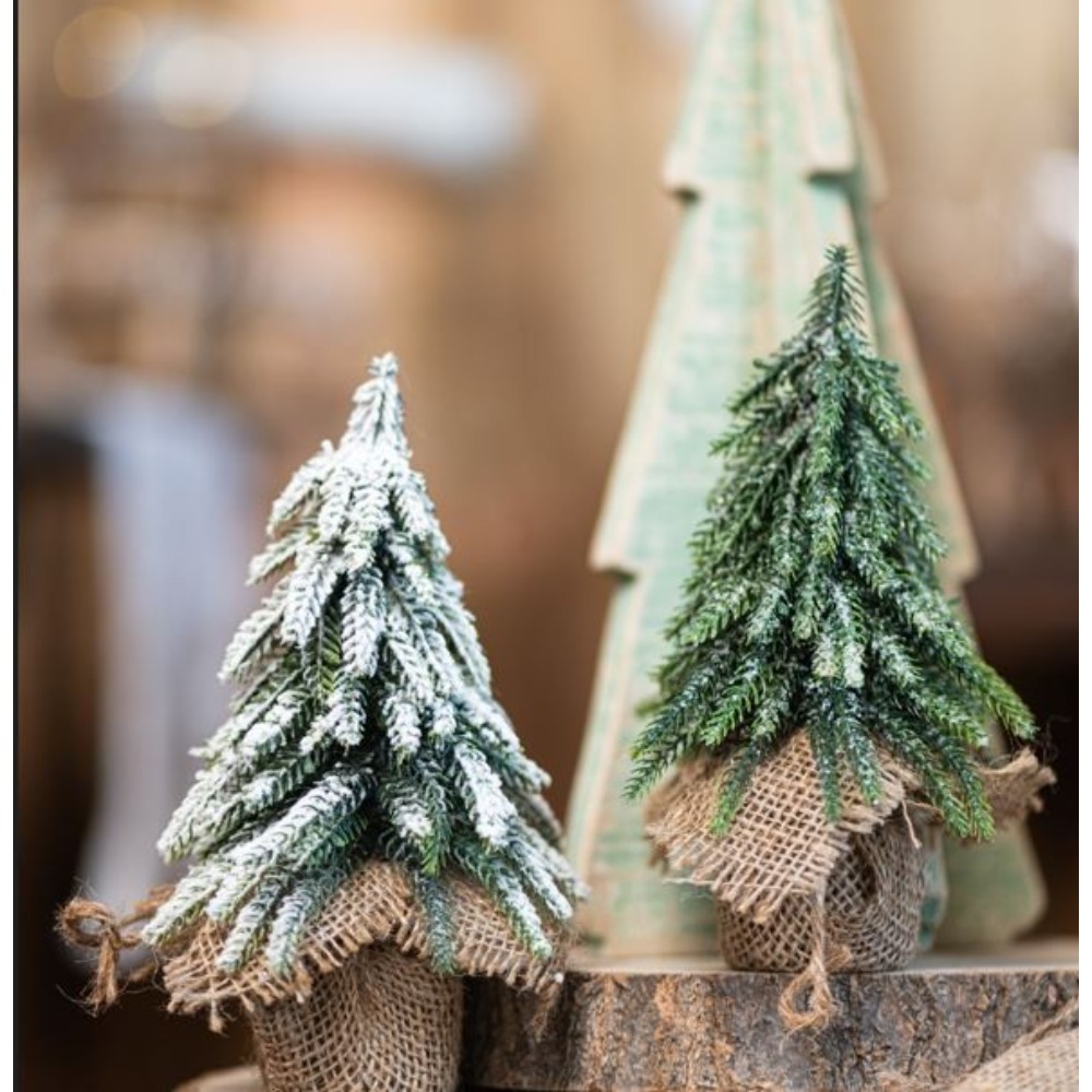 [CHA12379] Sapin décoratif enneigé