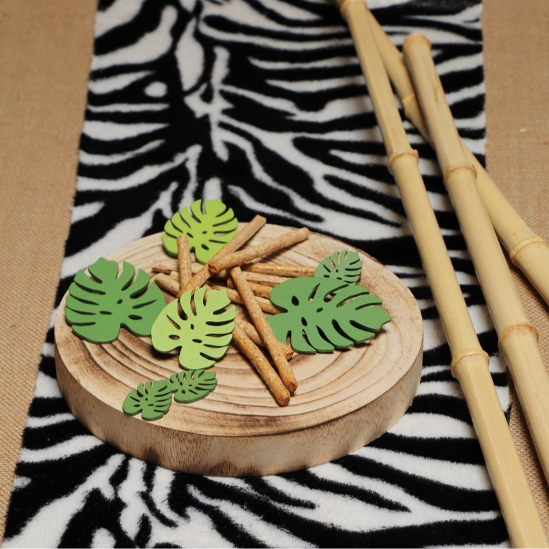 [CHA10261] Chemin de table en fourrure Zèbre