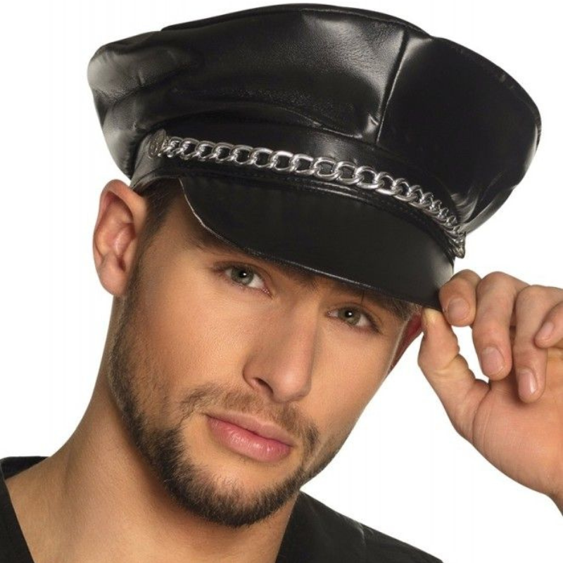 Casquette de rocker noir avec chaine