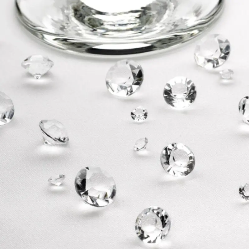 Diamants décoratifs transparents