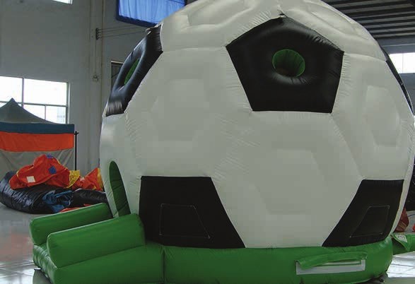 [A027 - Ballon de foot] Le Ballon de Foot - Structure gonflable