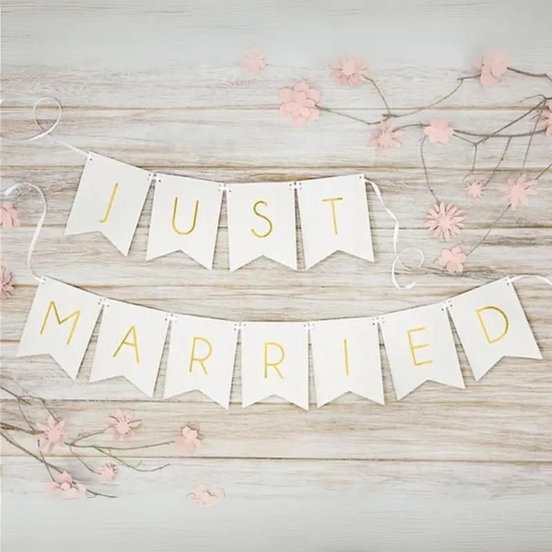 Guirlande "Just Married" blanc et or 155 cm