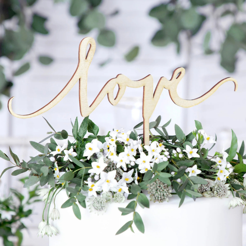[PARKPT50-100] Wooden "Love" Cake Topper 16 cm