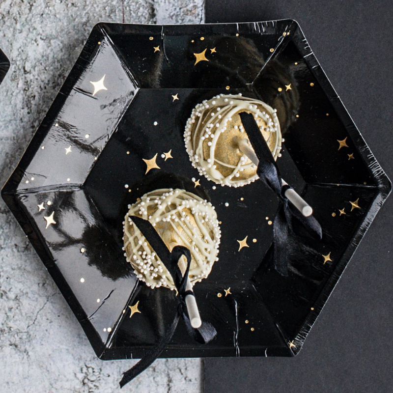 [PARTPP28-010] Hexagonal Plates Black with Gold Stars - pack of 6