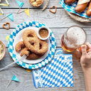 8 assiettes motif Bavarois - Oktoberfest